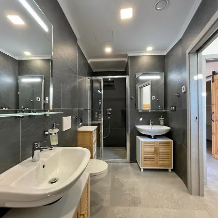 Magic Centre Mezonet Ξενοδοχείο με διαμερίσματα 4*