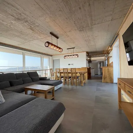 Magic Centre Mezonet 4*